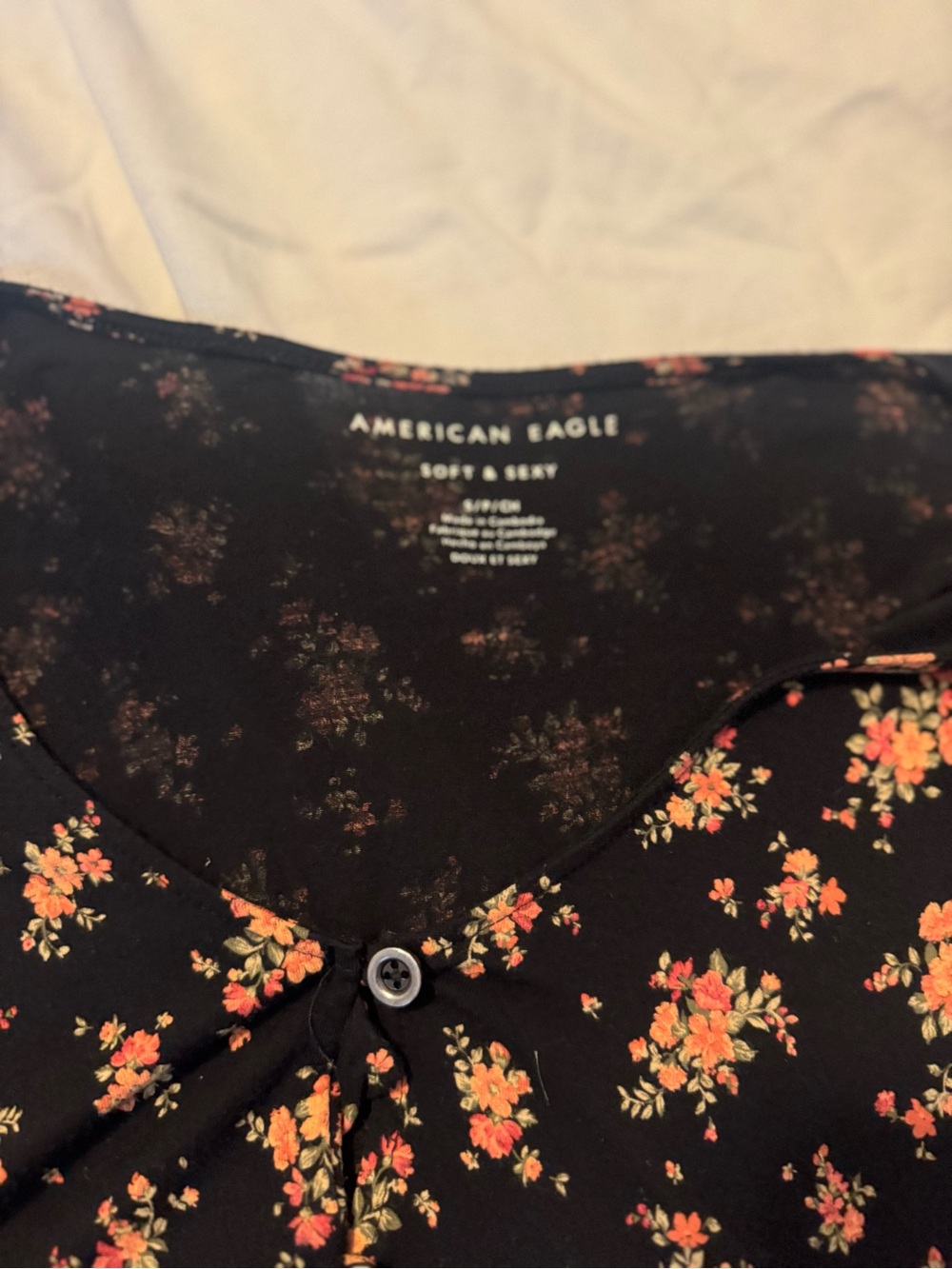 American Eagle Outfitters Black Floral Button-Up Women's Top